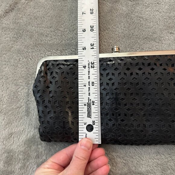 Hobo International Lauren Clutch Wallet Black Leather Perforated - Picture 3 of 6